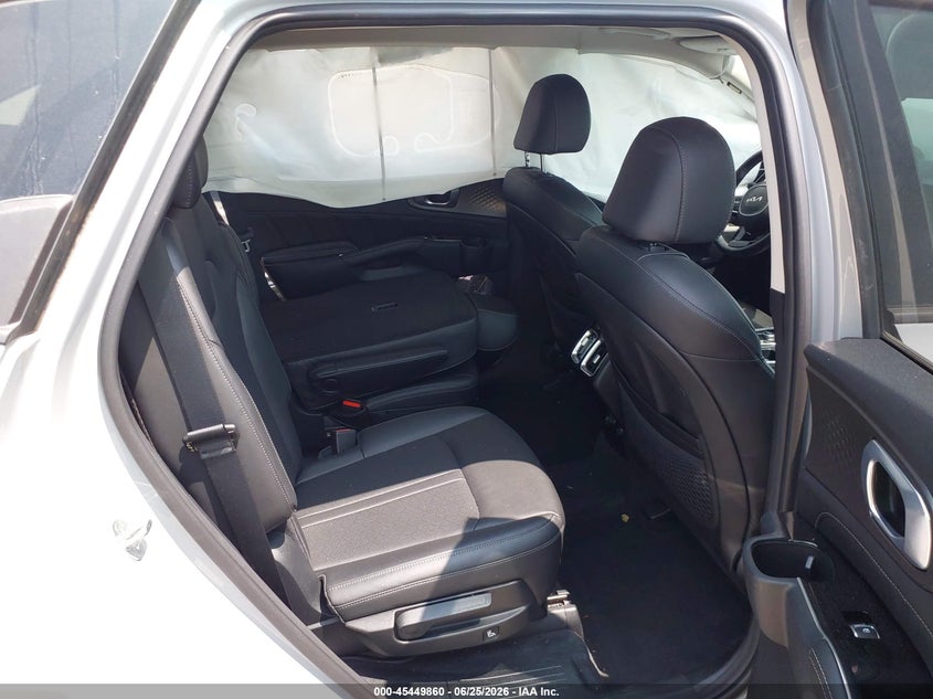 2022 KIA SORENTO auction photo 8