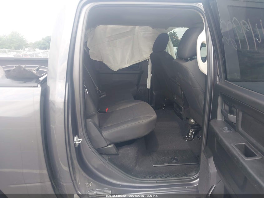 RAM 1500 CLASSIC 2019 VIN 1C6RR7KT9KS502579