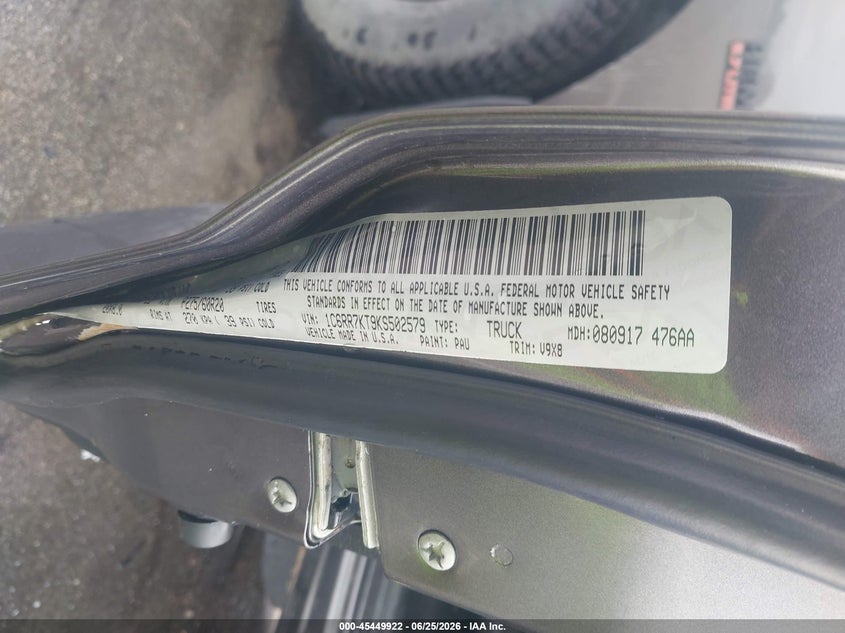 RAM 1500 CLASSIC 2019 VIN 1C6RR7KT9KS502579
