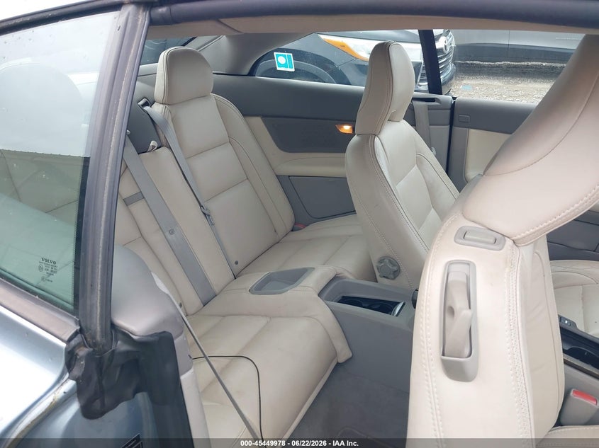 2012 Volvo C70 T5/T5 Platinum/T5 Premier Plus VIN: YV1672MC7CJ126841 Lot: 45449978