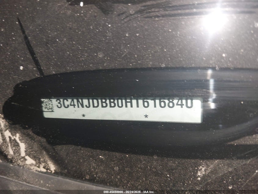 VIN: 3C4NJDBB0HT616840 2017 JEEP COMPASS LATITUDE