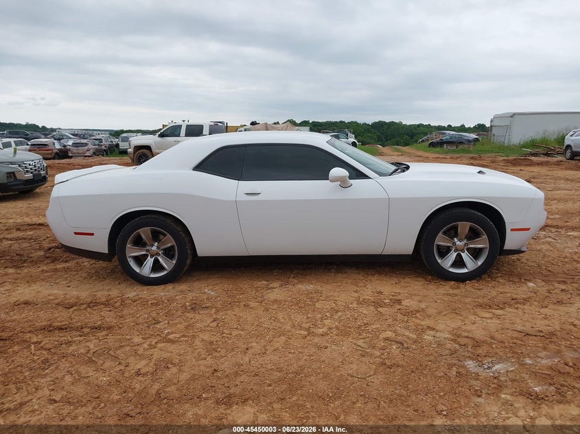 DODGE CHALLENGER - zdjęcie 13