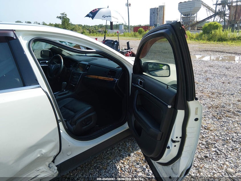2013 LINCOLN MKS auction photo 5