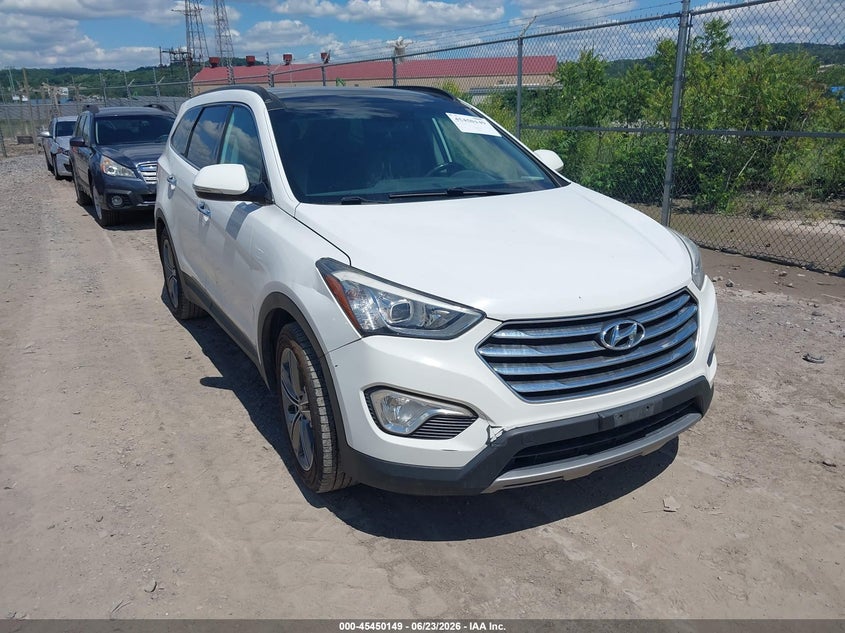 2015 HYUNDAI SANTA FE auction photo 1