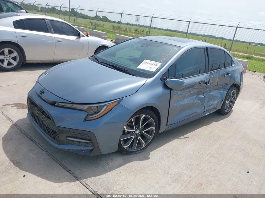 2020 TOYOTA COROLLA auction photo 2