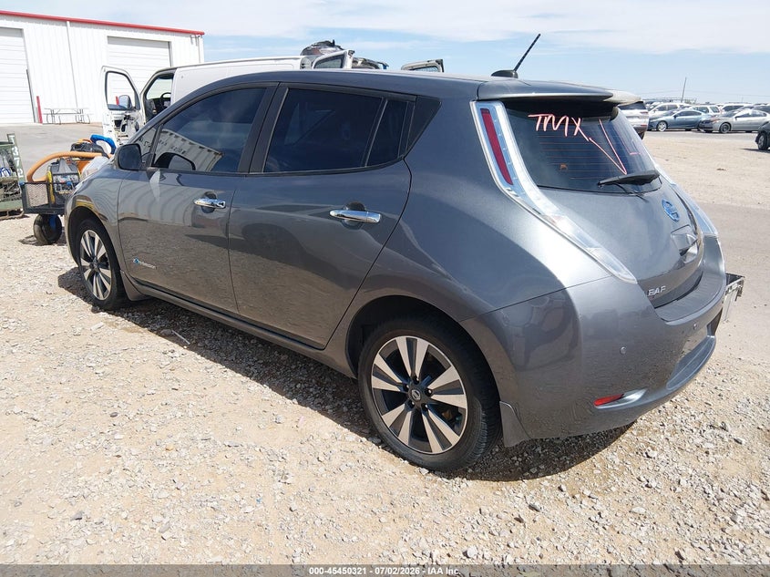 AtlanticExpress - Nissan Leaf