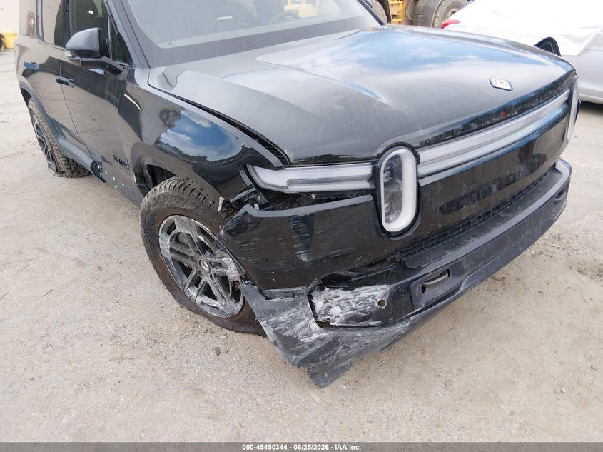 2026 Rivian R1S Dual Motor Max Pack/Performance Dual Motor Max Pack VIN: 7PDSGCBA3TN079143 Lot: 45450344