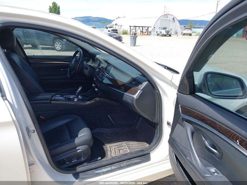 2015 BMW 528I auction photo 5