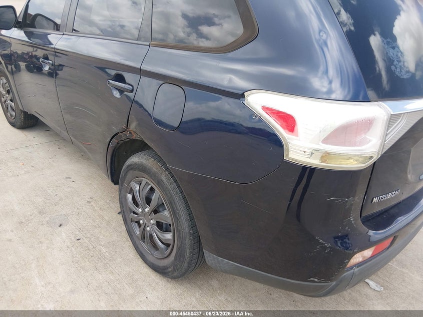 2014 Mitsubishi Outlander Es VIN: JA4AD2A35EZ017211 Lot: 45450437