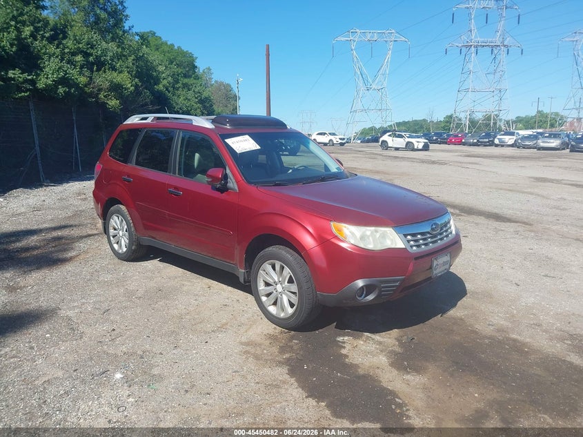 Vin: jf2shahcxbh746466, lot: 45948595, subaru forester 2.5x touring 2011 img_1