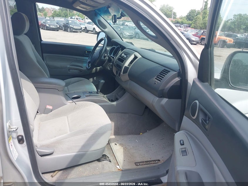 2006 TOYOTA TACOMA auction photo 5