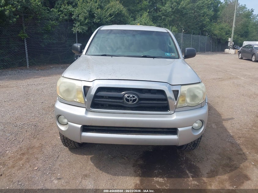 2006 TOYOTA TACOMA auction photo 6