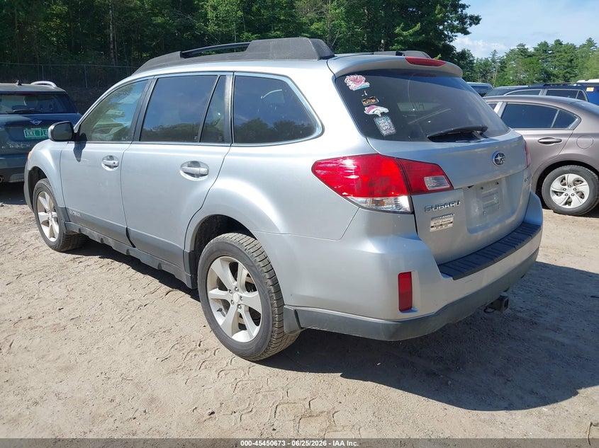 Vin: 4s4brbgc8d3292703, lot: 45948786, subaru outback 2.5i premium 20133