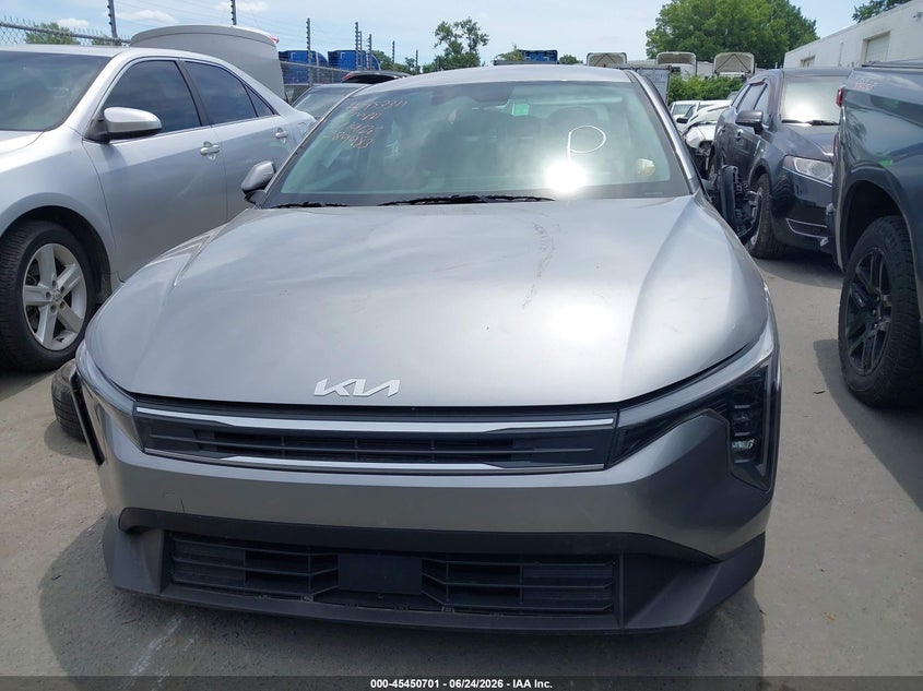 2026 KIA K4 SEDAN 2.0L I-4 DOHC, VVT, 147HP