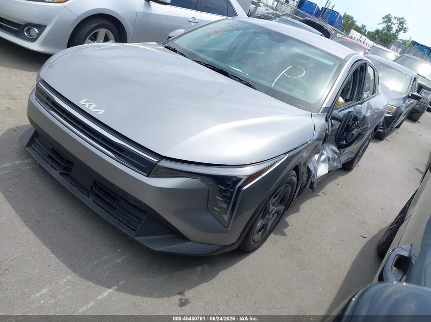 Vin: 3kpft4de3te289983, lot: 45948814, kia k4 lxs 20262