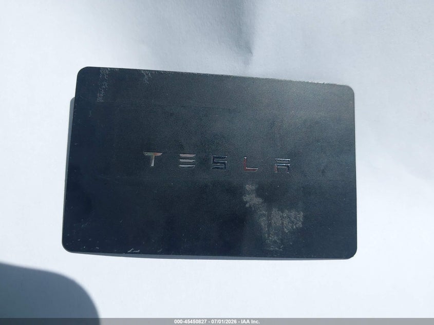 AtlanticExpress - Tesla Model 3