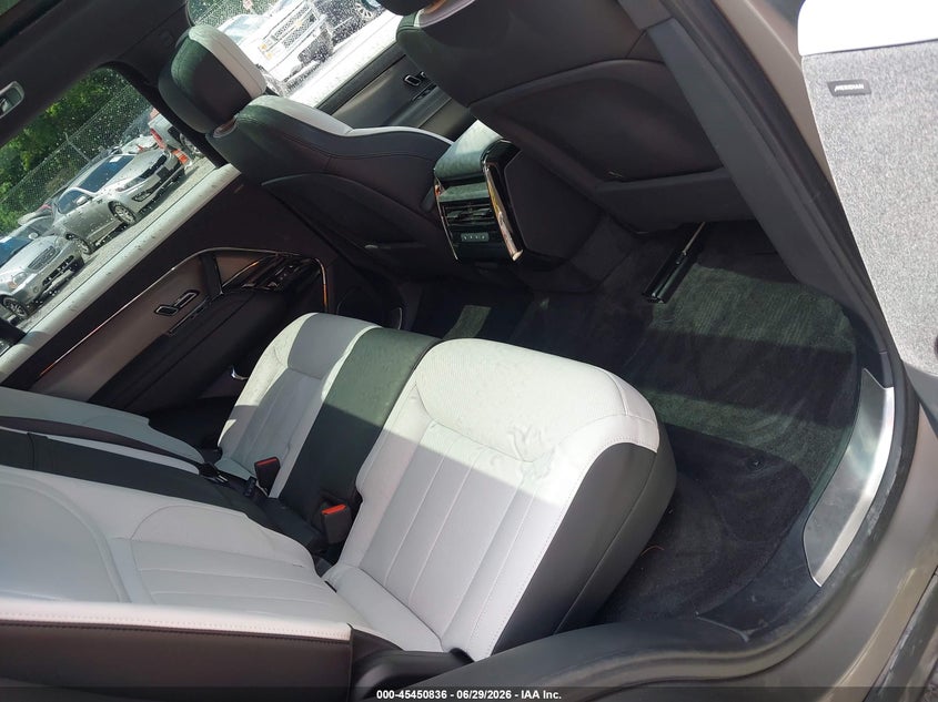2023 LAND ROVER RANGE ROVER SPORT auction photo 8