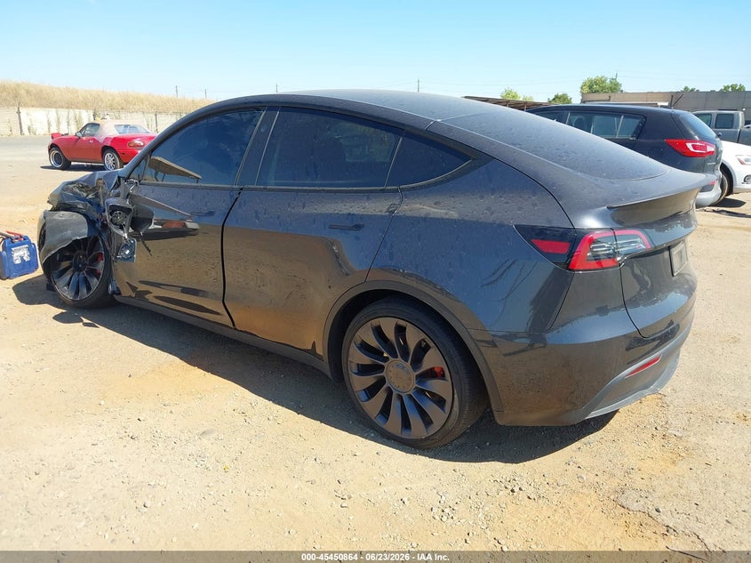 AtlanticExpress - Tesla Model Y