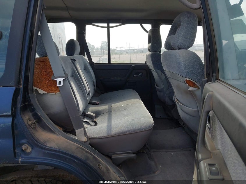 1995 MITSUBISHI MONTERO auction photo 8