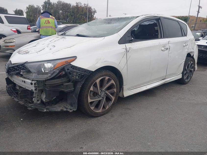 2016 Scion Im JTNKARJE8GJ500704 photo 1