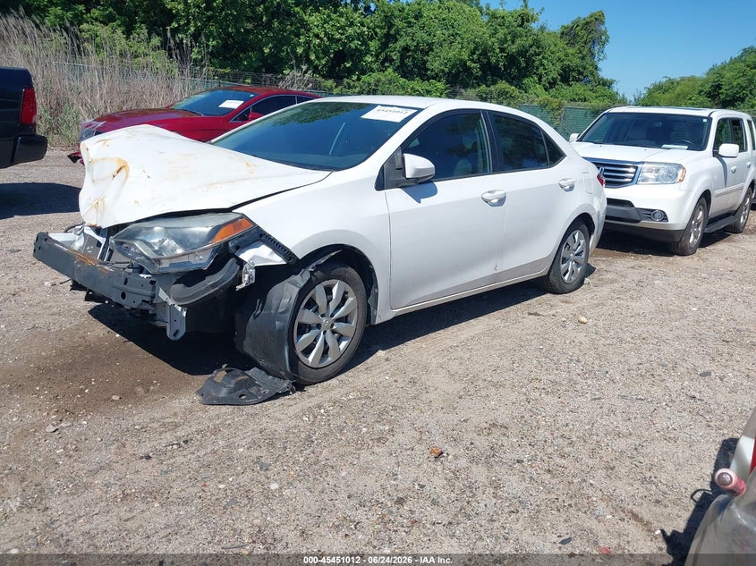 2016 Toyota Corolla, Normal Wear & Tear, IAAI, VIN 2T1BURHE7GC637839 — photo 2