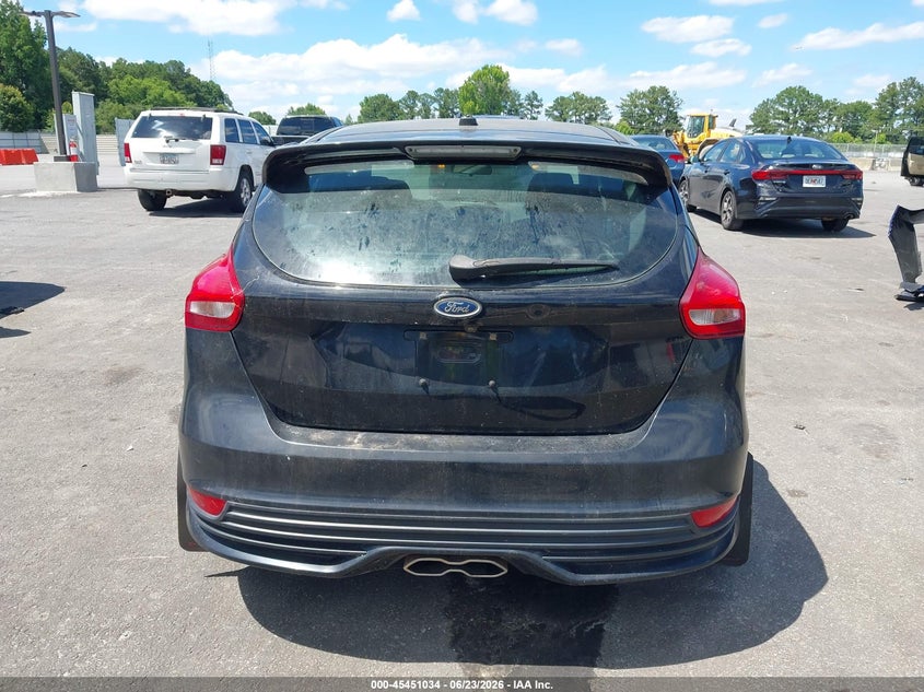 2016 FORD FOCUS ST · Фото 16