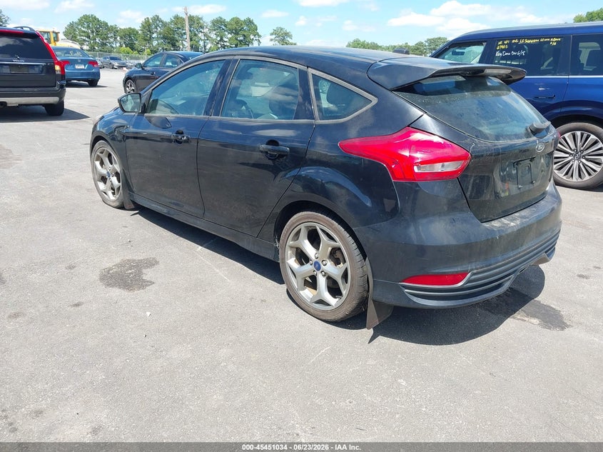 2016 FORD FOCUS ST · Фото 3
