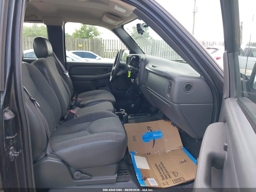 2004 CHEVROLET SILVERADO TRUCK 4.8L V-8 285HP