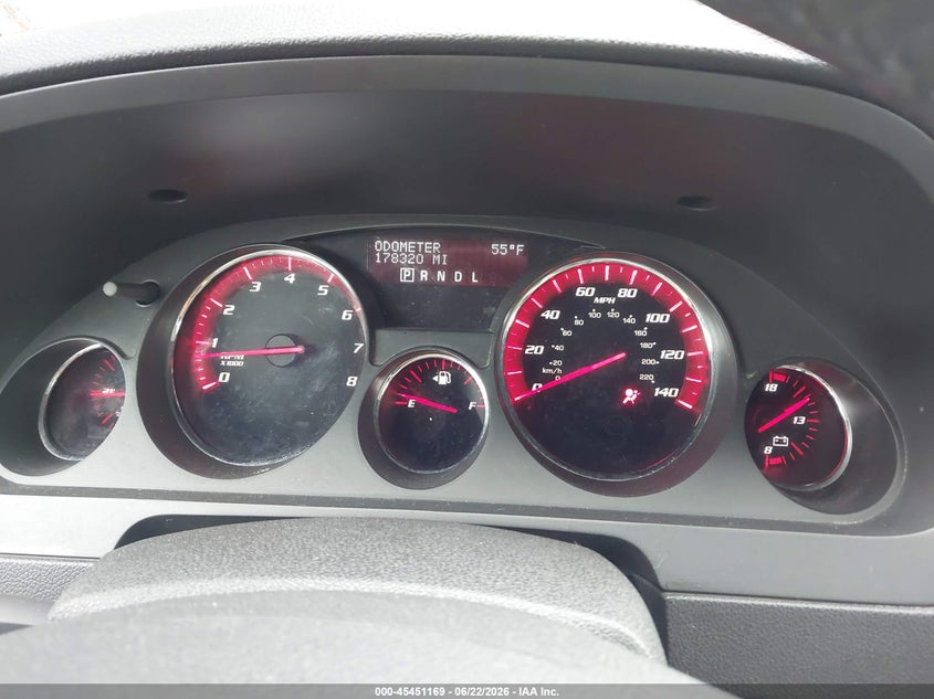 2008 GMC ACADIA auction photo 7