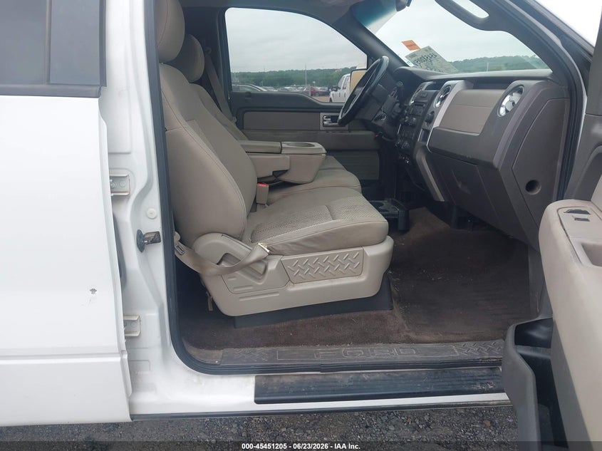 2010 FORD F-150 auction photo 5