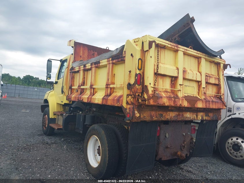 2011 OTHER FREIGHTLINER M2 106 HEAVY DUTY TRUCK N/A
