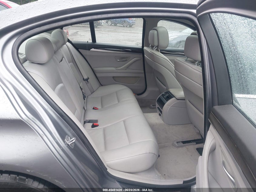 AtlanticExpress - BMW 5 Series