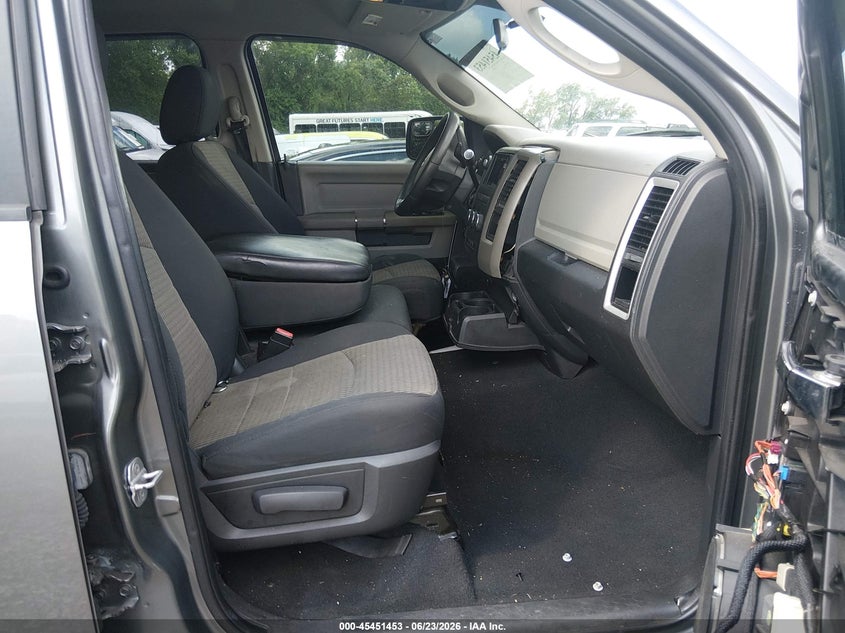 2011 RAM RAM 1500 auction photo 5