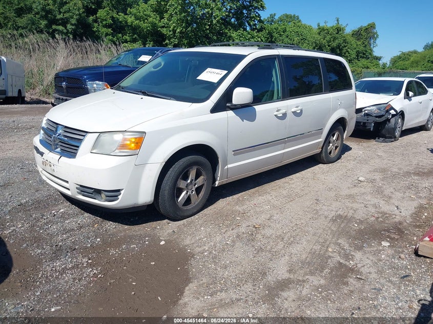 2009 DODGE GRAND CARAVAN auction photo 2