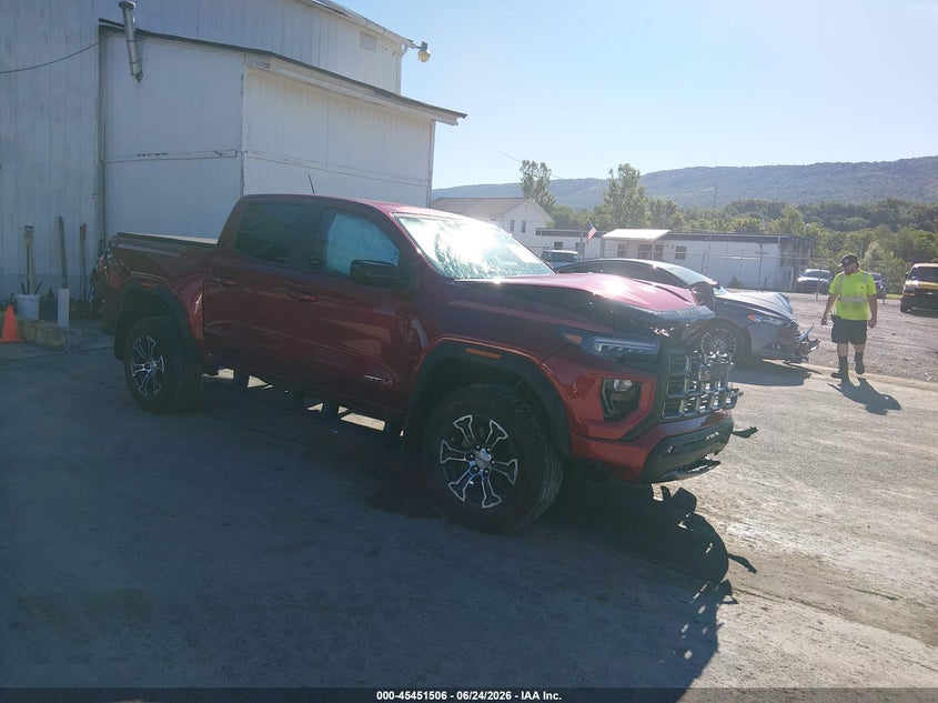 2024 GMC CANYON 4WD AT4