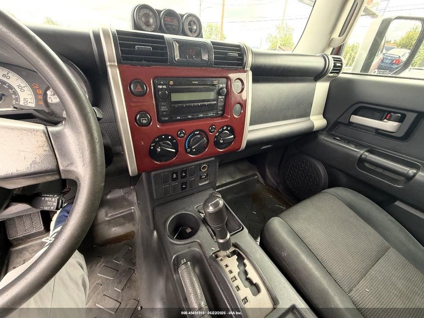 AtlanticExpress - Toyota FJ Cruiser