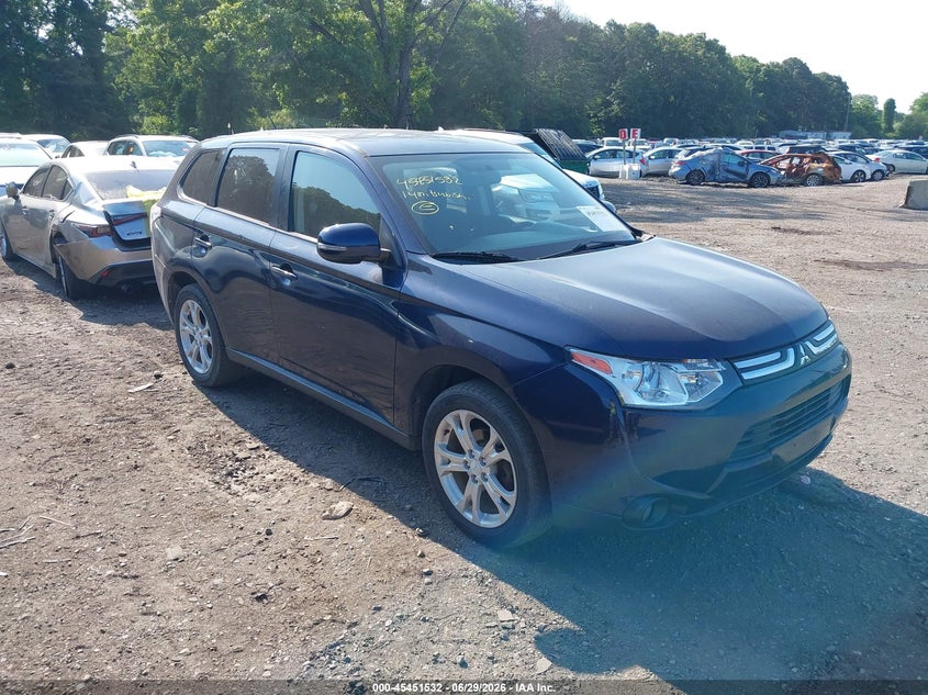 2014 MITSUBISHI OUTLANDER auction photo 1