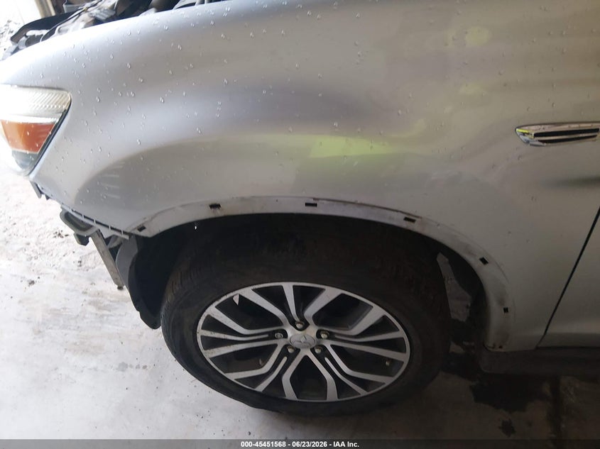 2017 MITSUBISHI OUTLANDER SPORT auction photo 6