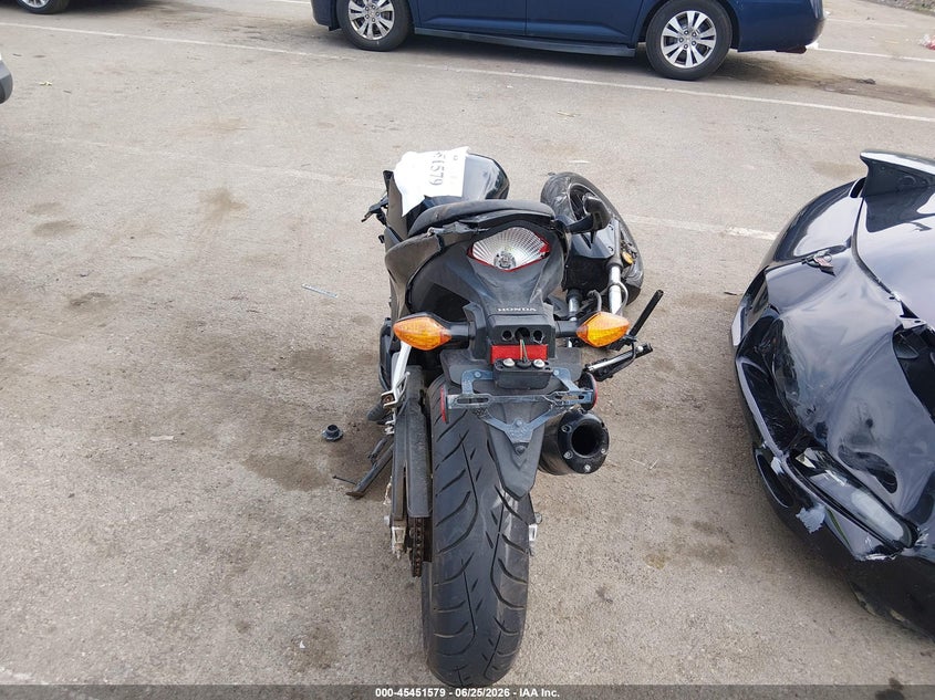 2015 HONDA CBR500 auction photo 6