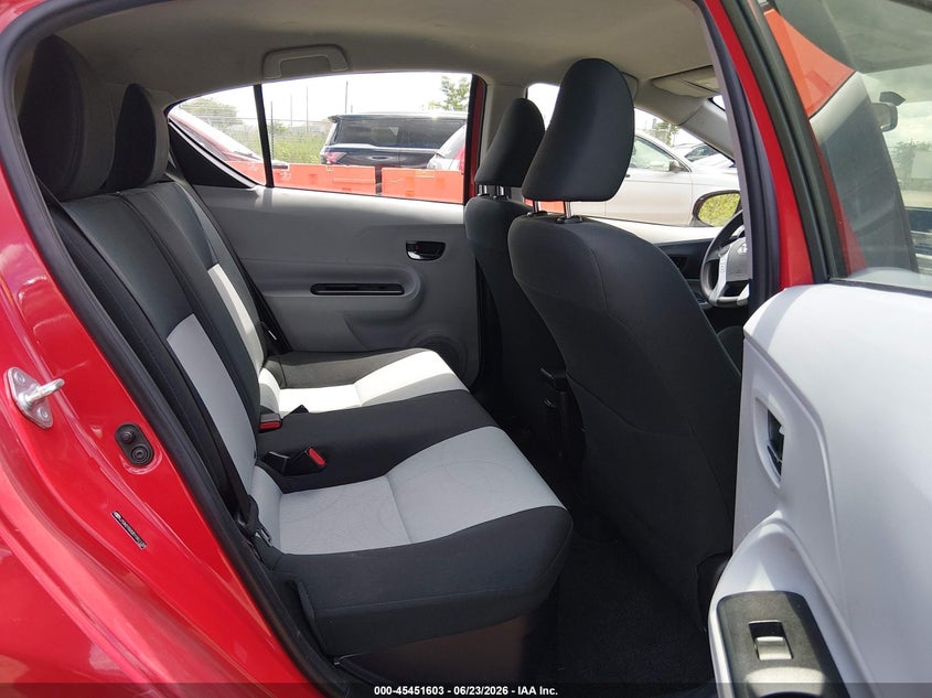 2013 Toyota Prius C Two VIN: JTDKDTB32D1551133 Lot: 45451603
