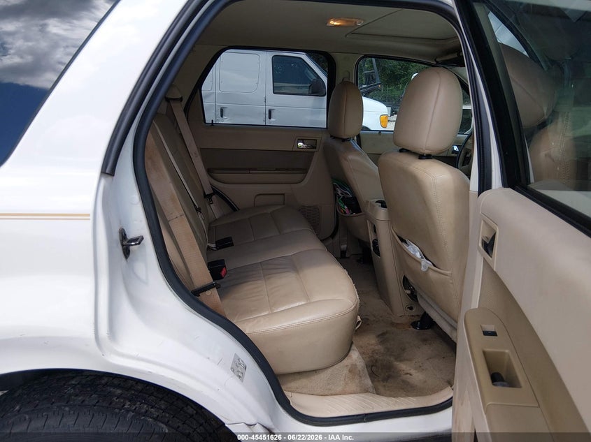 AtlanticExpress - Ford Escape