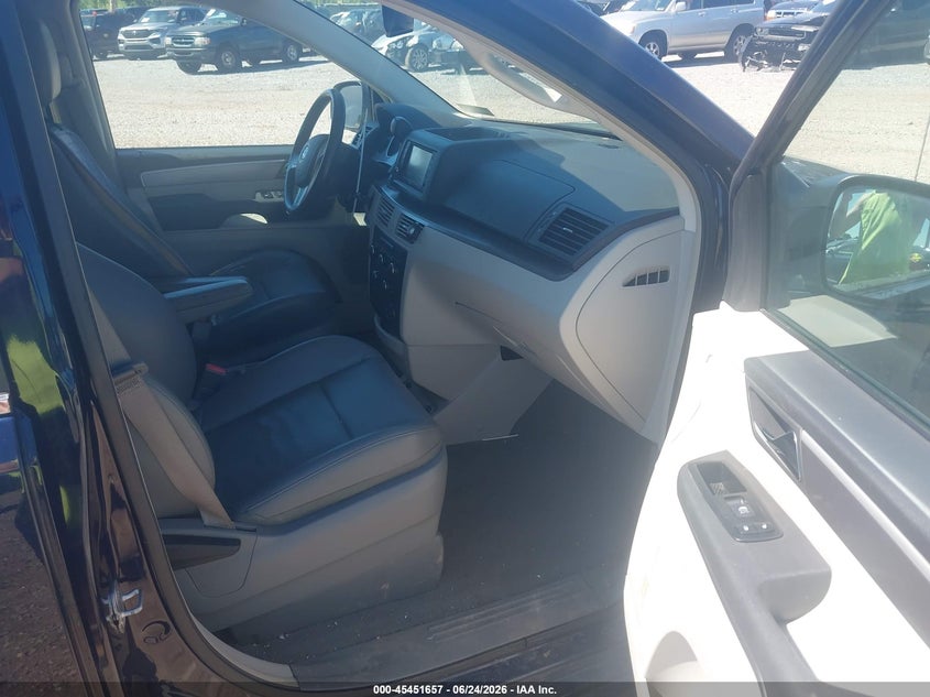 2014 VOLKSWAGEN ROUTAN auction photo 5