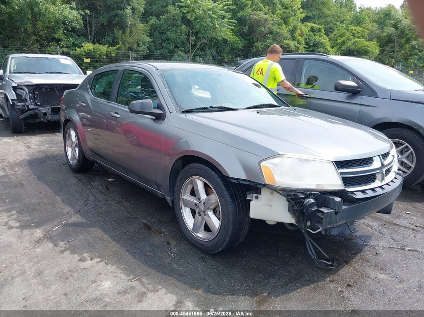 Vin: 1c3cdzab8dn541493, lot: 45949779, dodge avenger se 2013 img_1