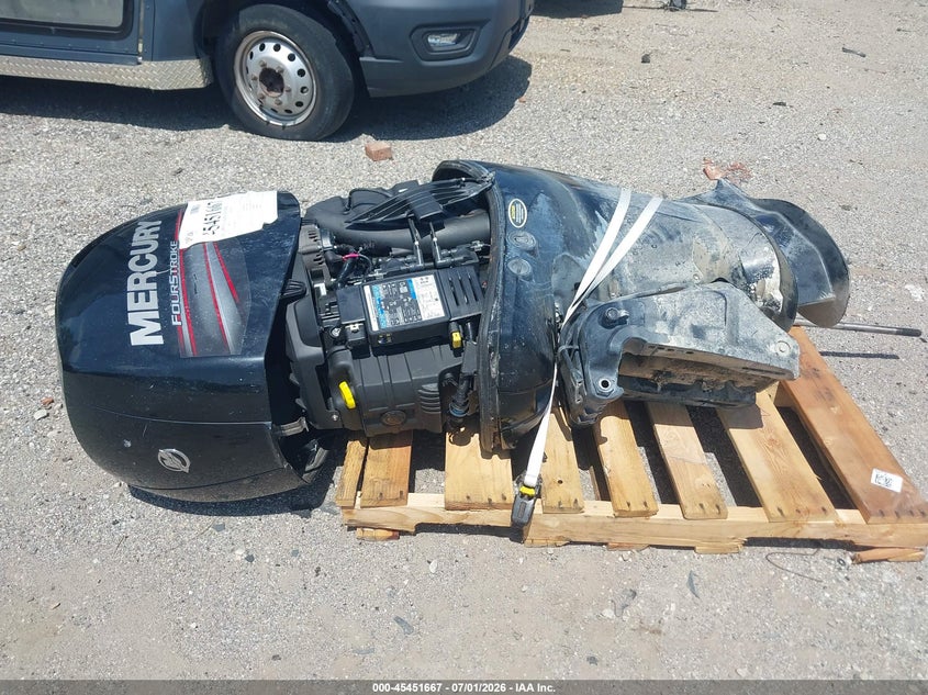 2019 MERCURY MOTOR auction photo 8