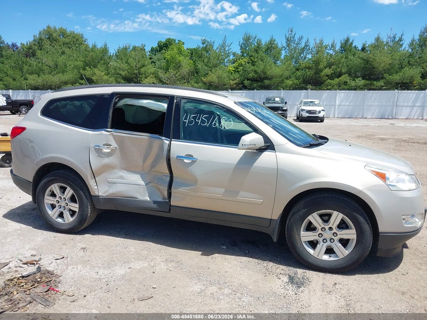 2011 CHEVROLET TRAVERSE auction photo 6
