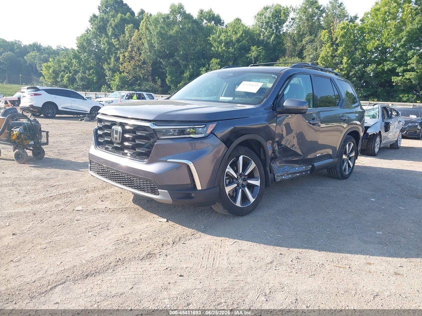 2025 HONDA PILOT auction photo 2