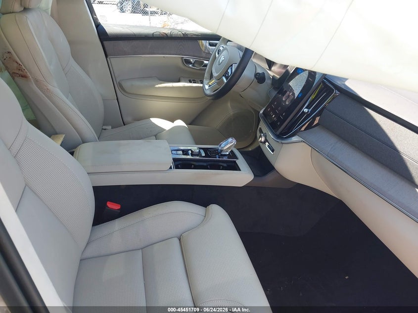 VIN YV4062JG7S1352279 2025 VOLVO XC90 B6 ULTRA