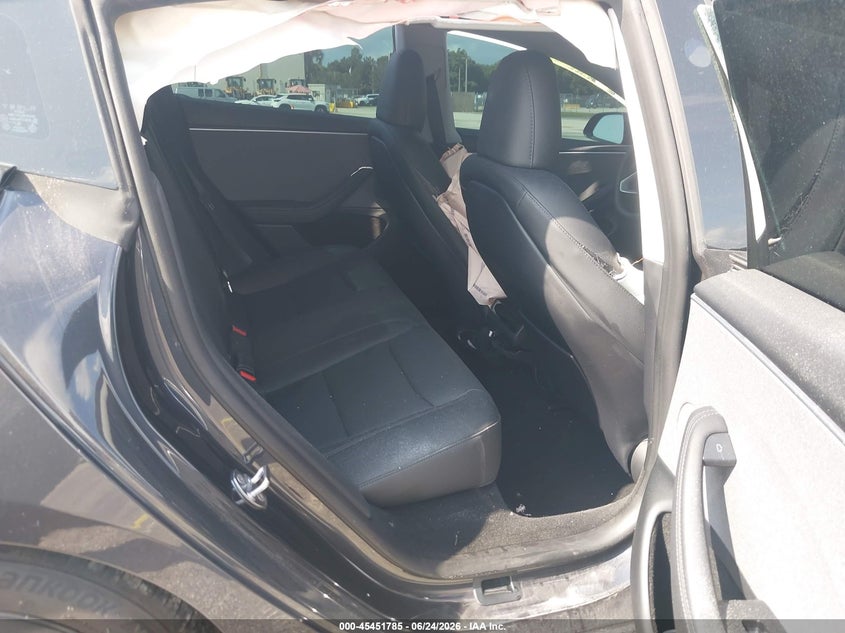 2025 TESLA MODEL 3 SEDAN ELECTRIC
