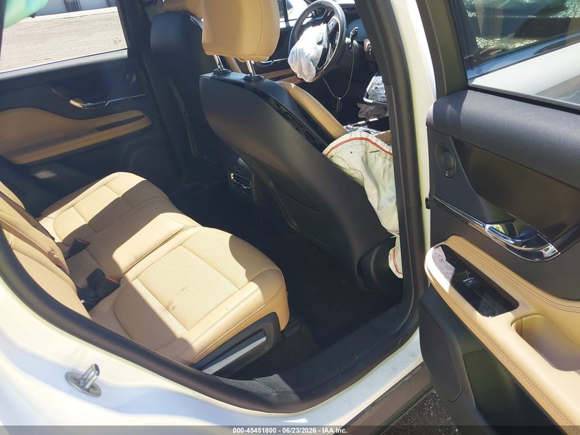 2022 LINCOLN CORSAIR auction photo 8