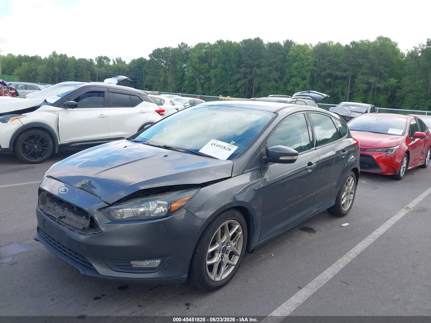 Vin: 1fadp3k22fl362308, lot: 45949941, ford focus se 20152
